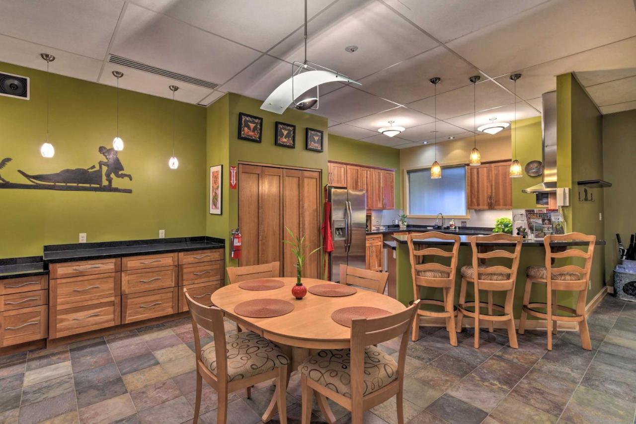 Idyllic Dtwn Anchorage Condo With Fireplace! מראה חיצוני תמונה
